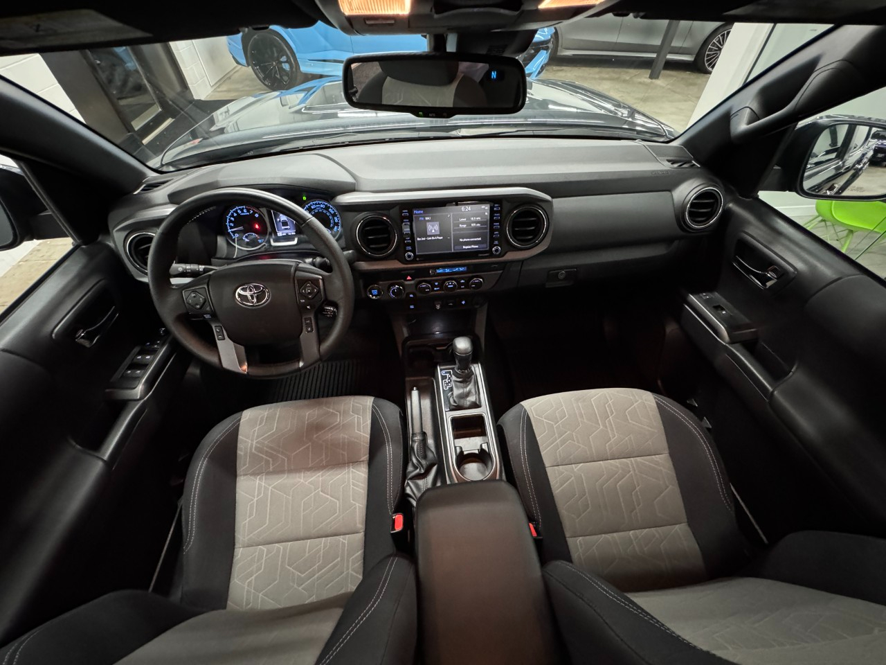 Toyota Tacoma TRD Sport Double Cab 5' Bed V6 4x4 AT (Natl) 2022