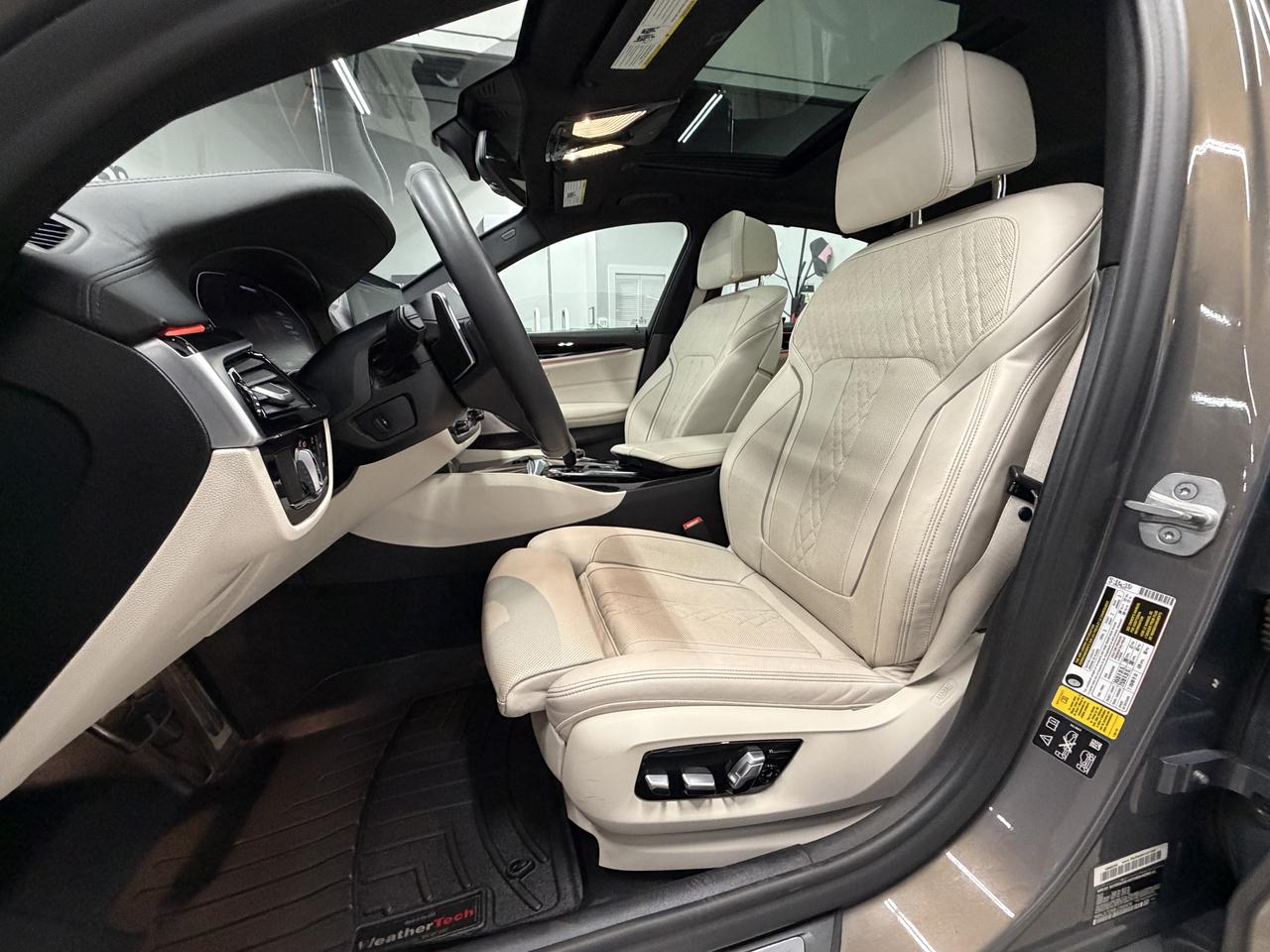 BMW 5-Series M550i xDrive 2020