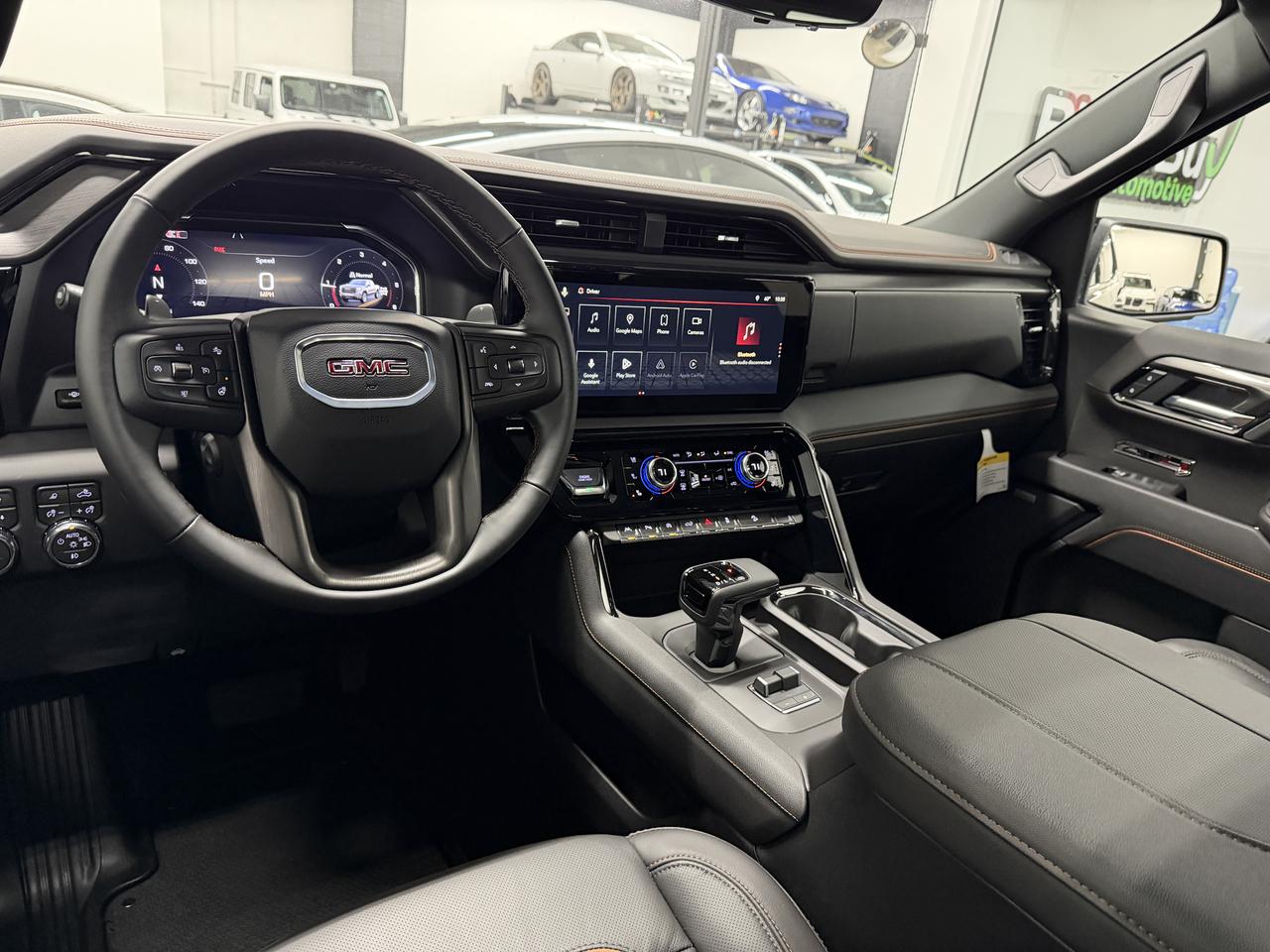 GMC Sierra 1500 AT4 Crew Cab 4WD 2026