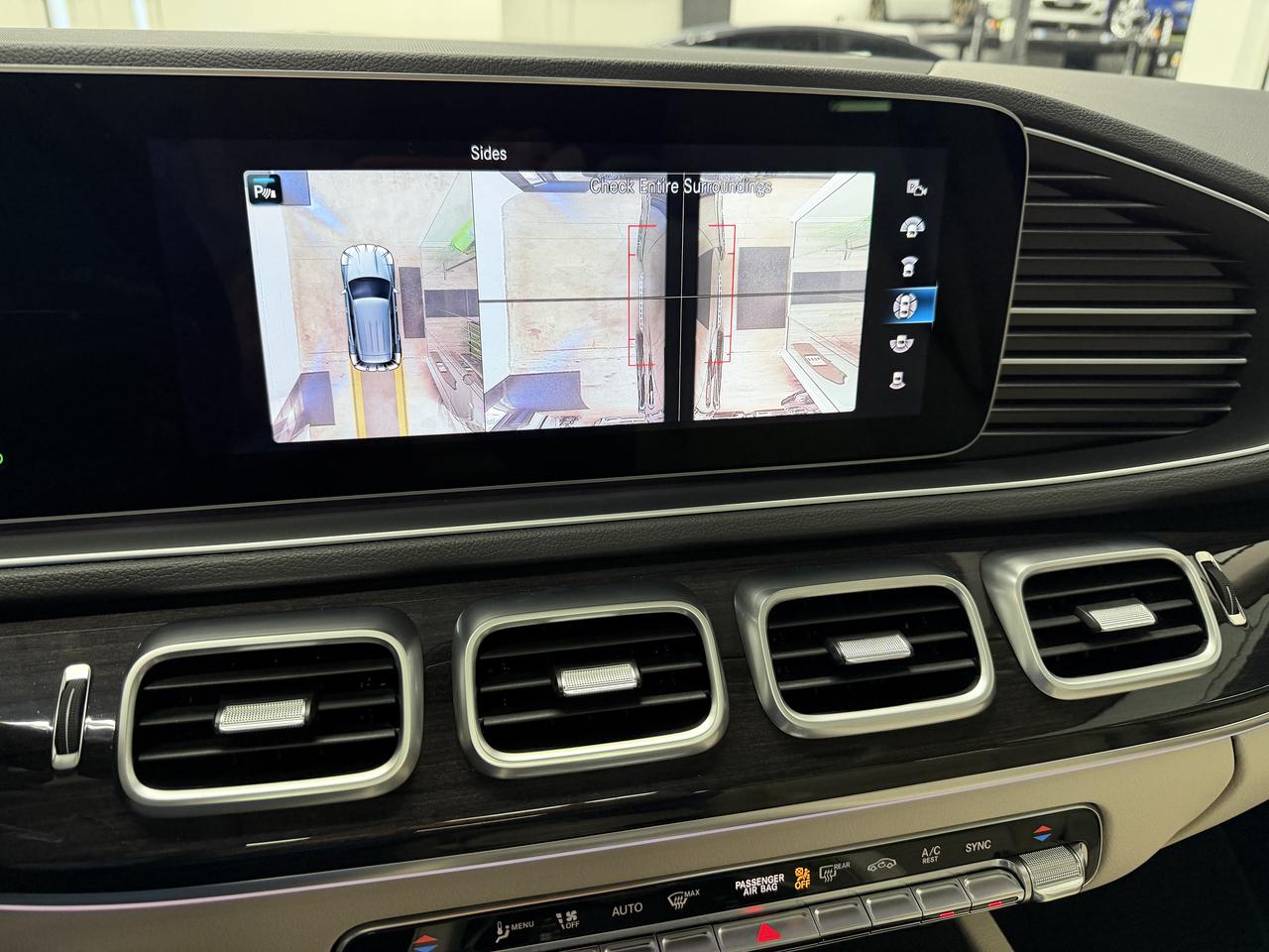 Mercedes-Benz GLE-Class  2023