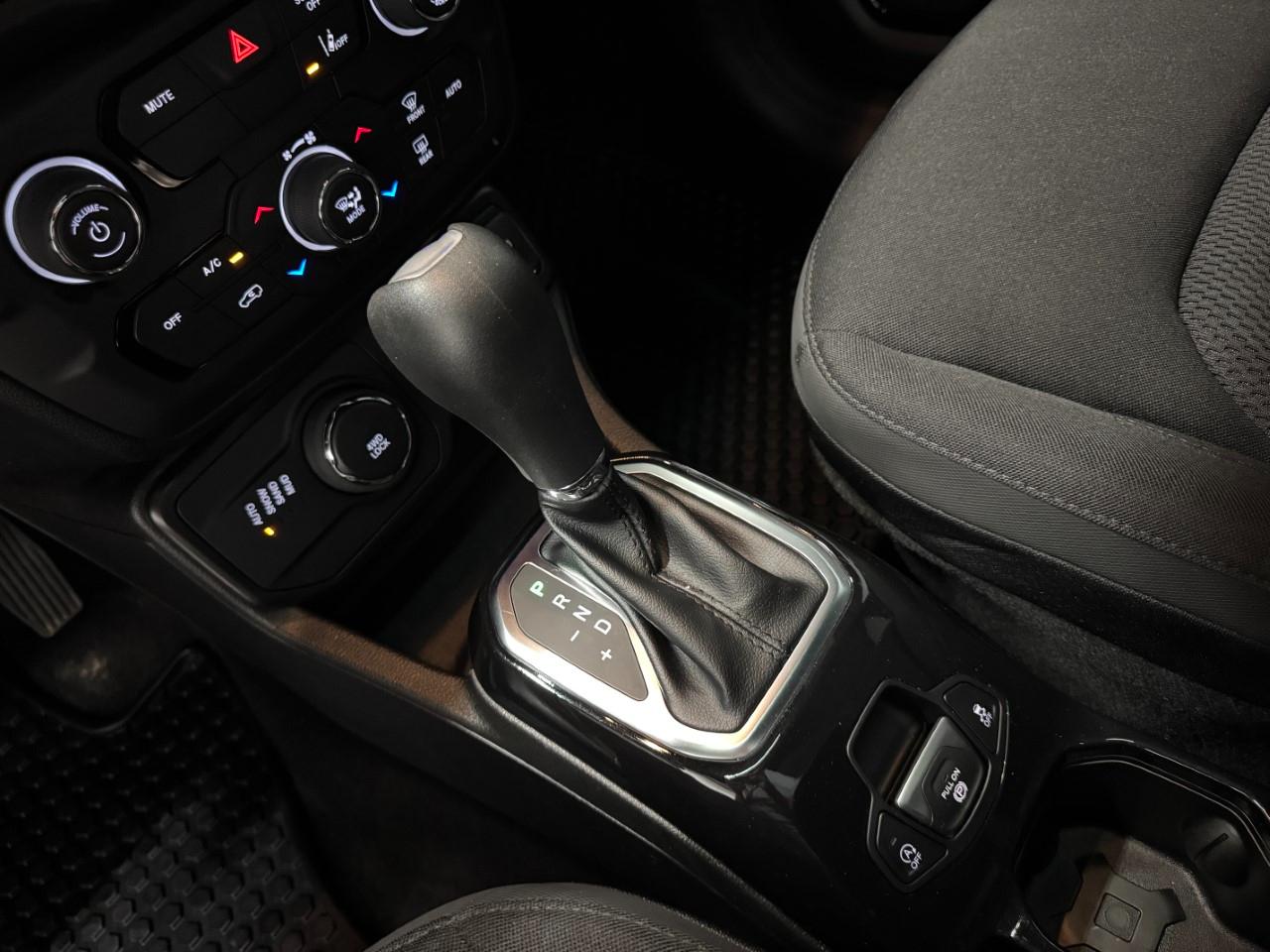 Jeep Renegade Altitude 2022