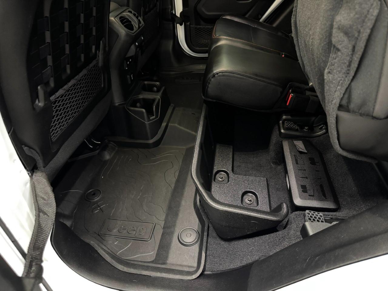 Jeep Gladiator Mojave 2021