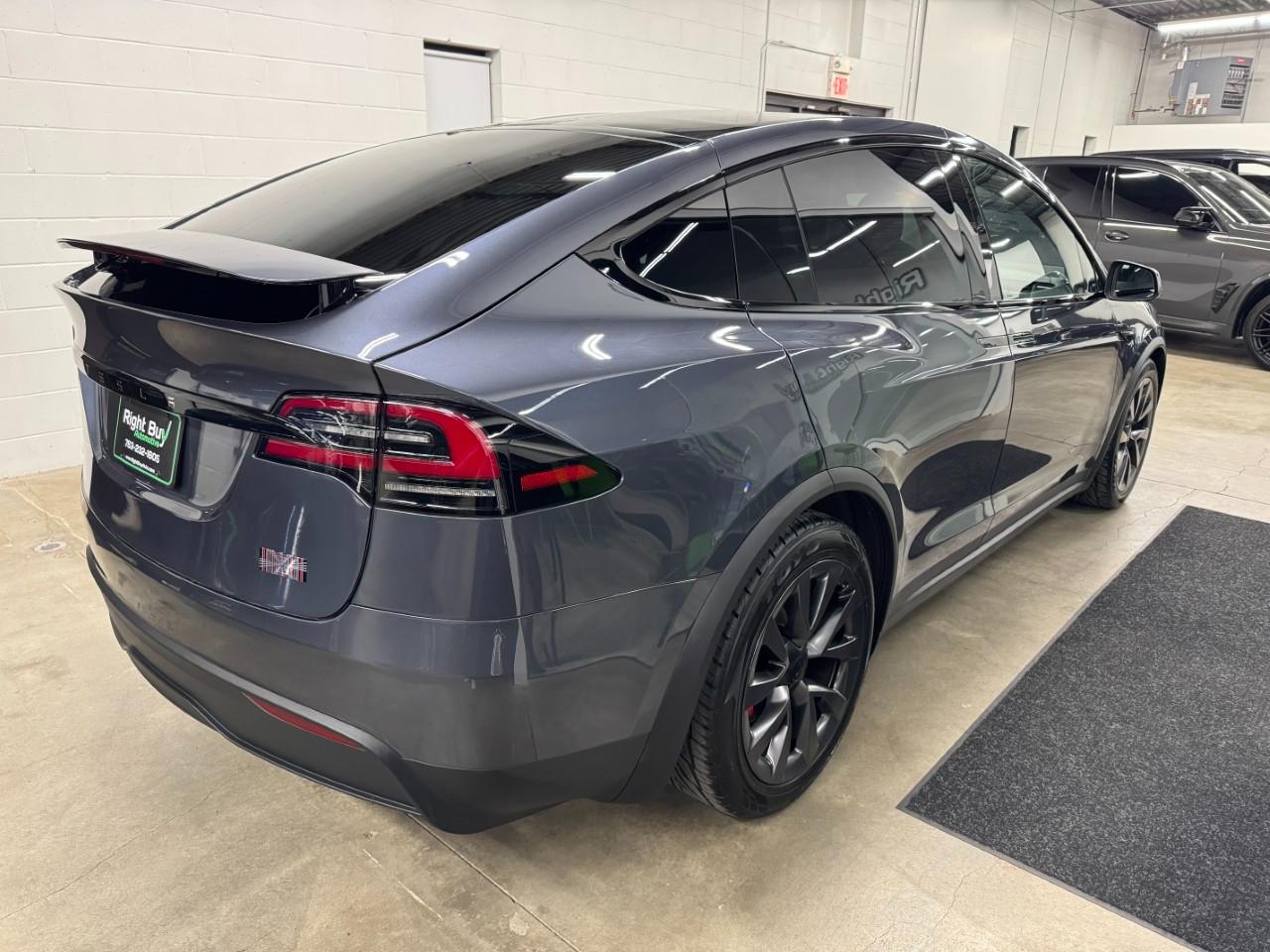 Tesla Model X Plaid 2023
