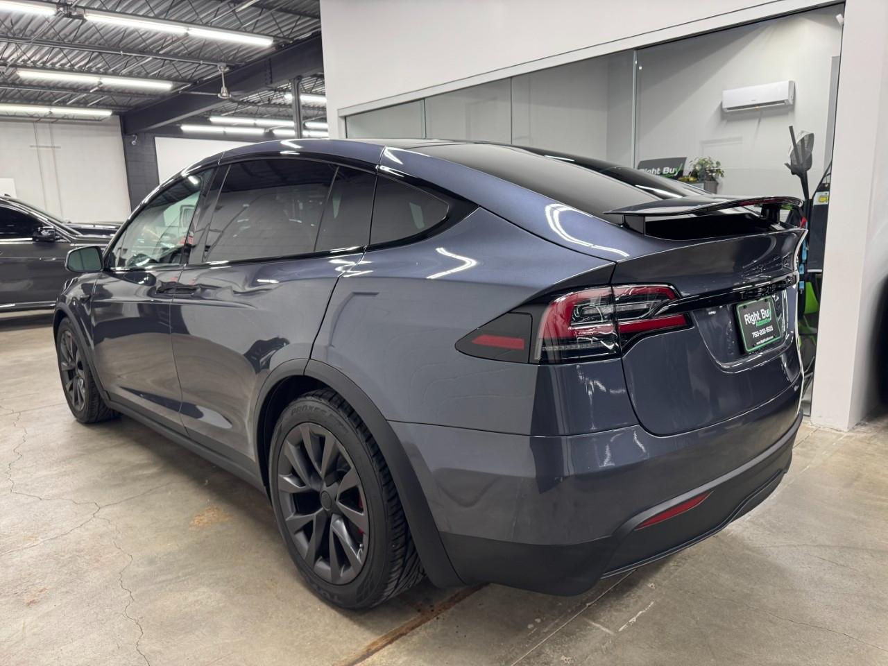 Tesla Model X Plaid 2023