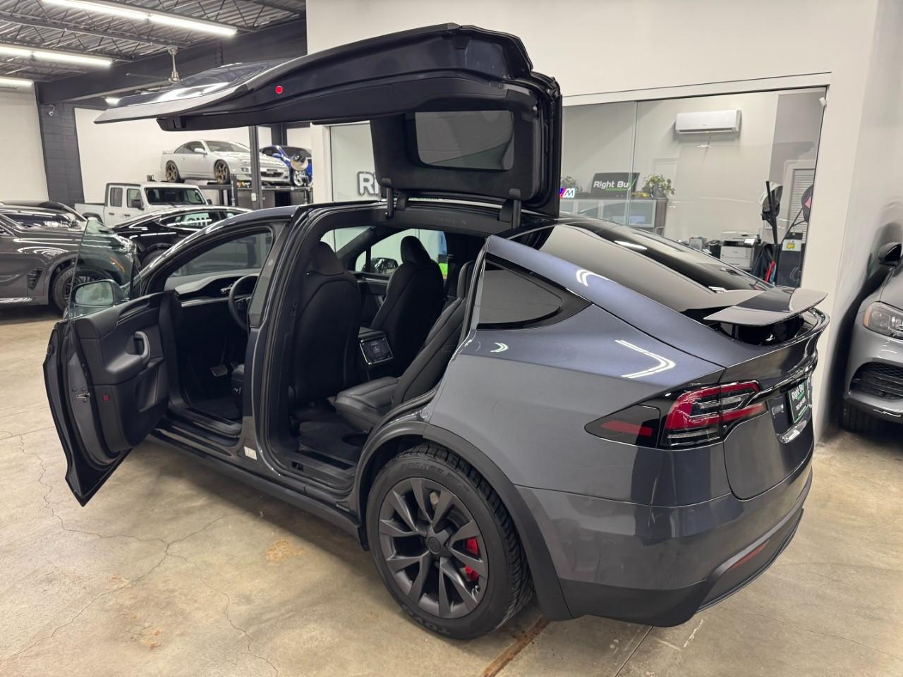 Tesla Model X Plaid 2023
