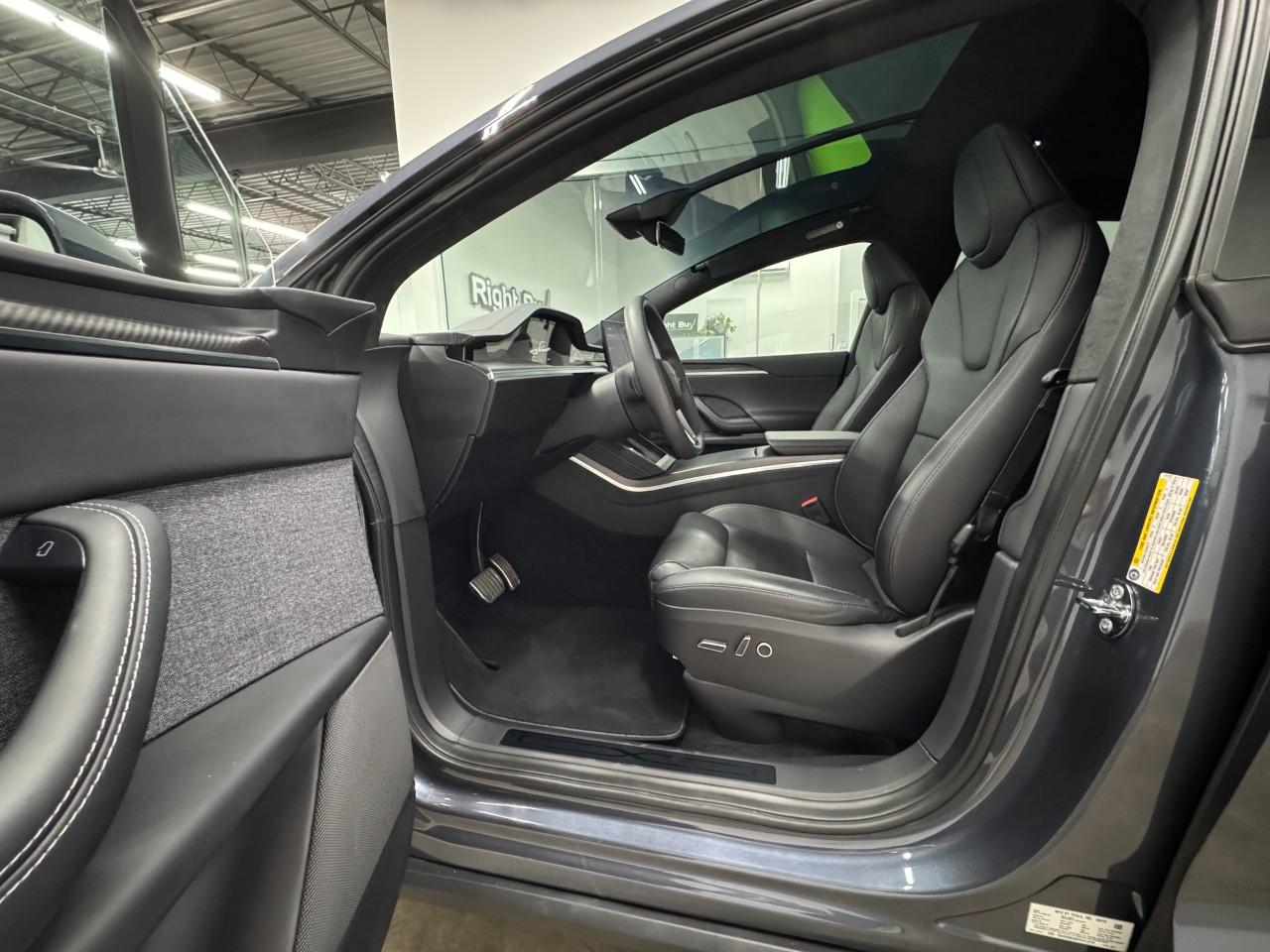 Tesla Model X Plaid 2023