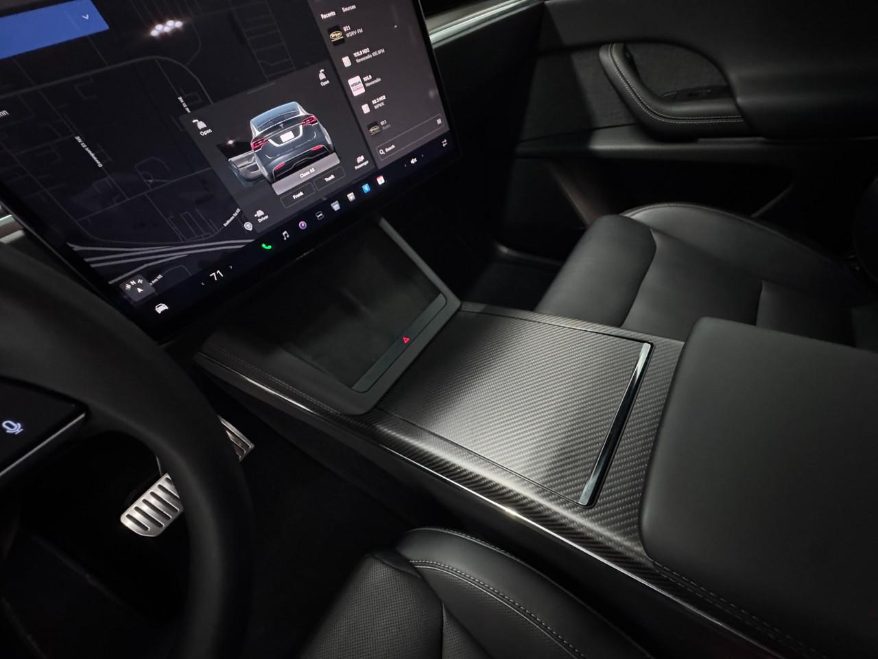 Tesla Model X Plaid 2023