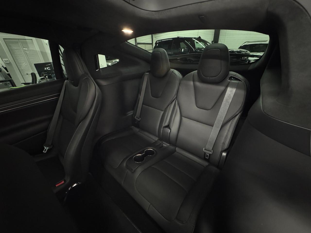 Tesla Model X Plaid 2023