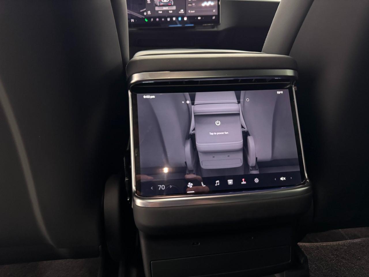 Tesla Model X Plaid 2023