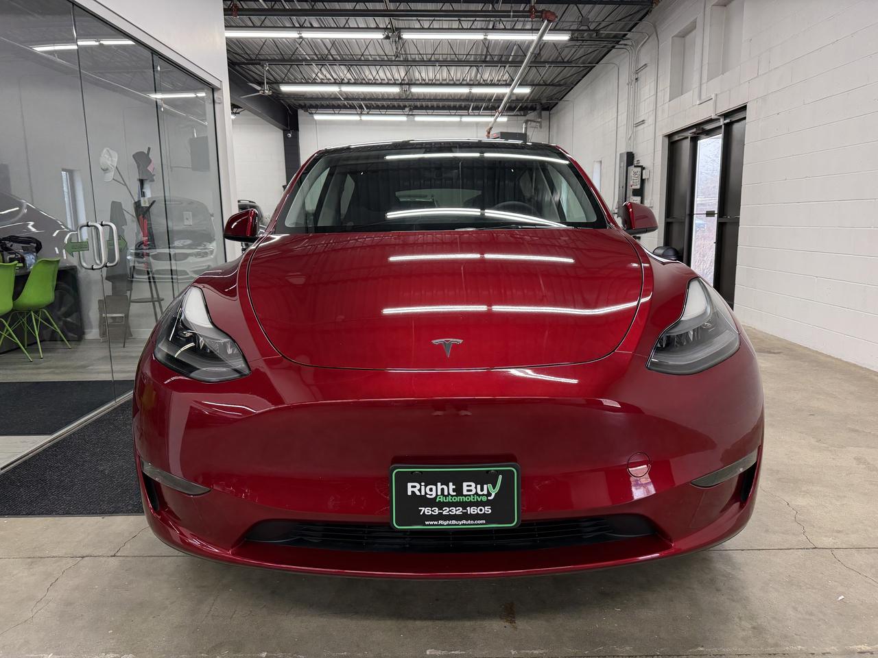 Tesla Model Y Long Range 2024