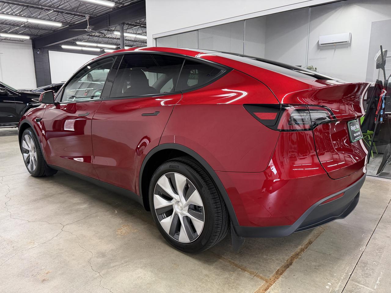 Tesla Model Y Long Range 2024