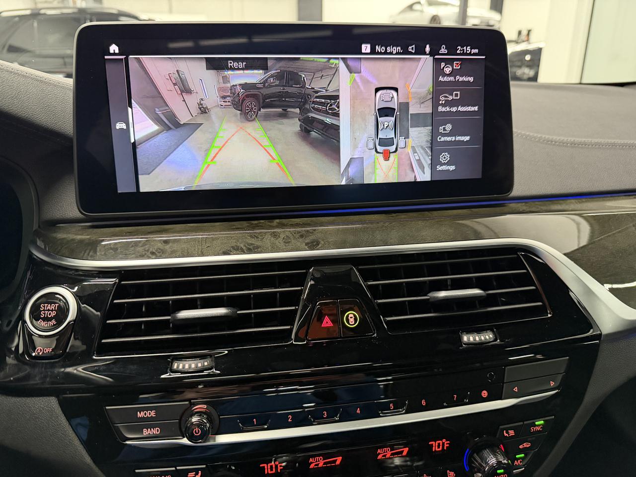 BMW 5-Series M550i xDrive 2021