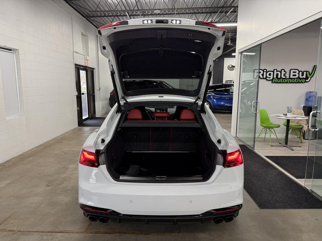 Audi S5 Premium Plus Hatchback quattro 2024