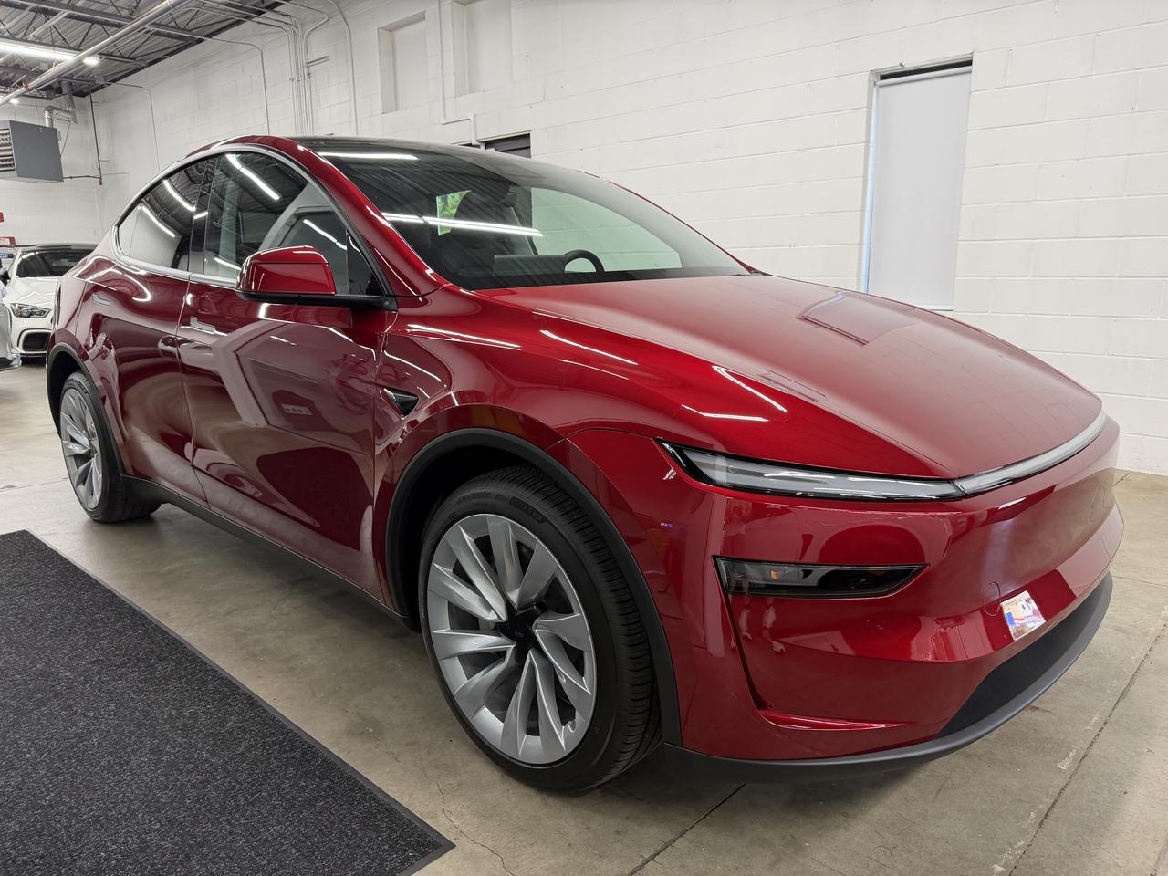 Tesla Model Y Long Range 2026