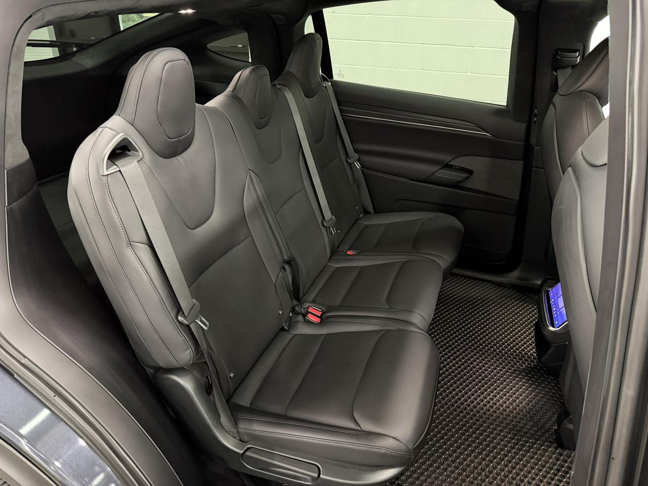 Tesla Model X Long Range 2024