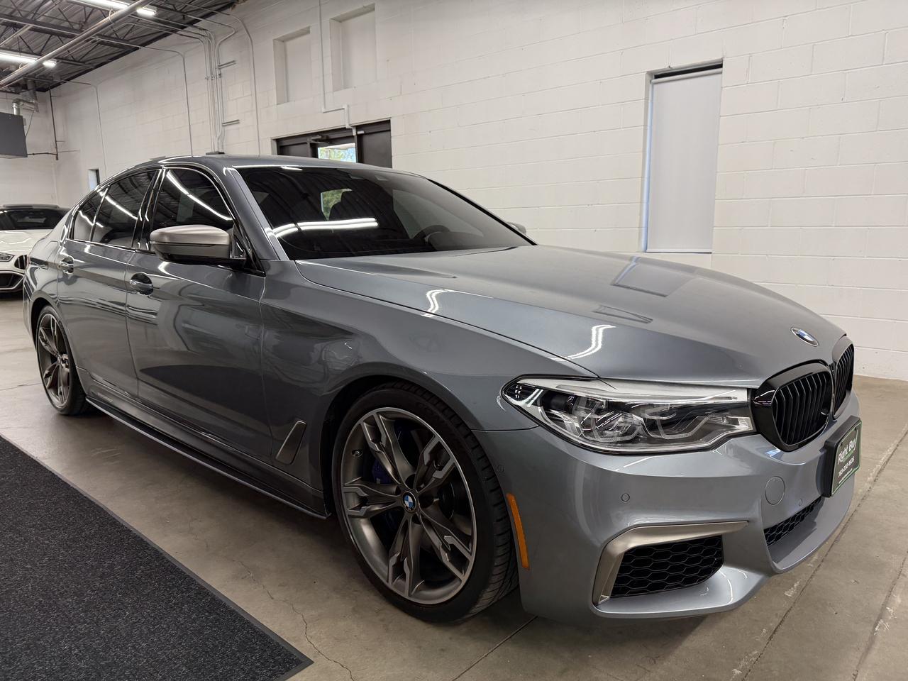 BMW 5-Series M550i xDrive 2019