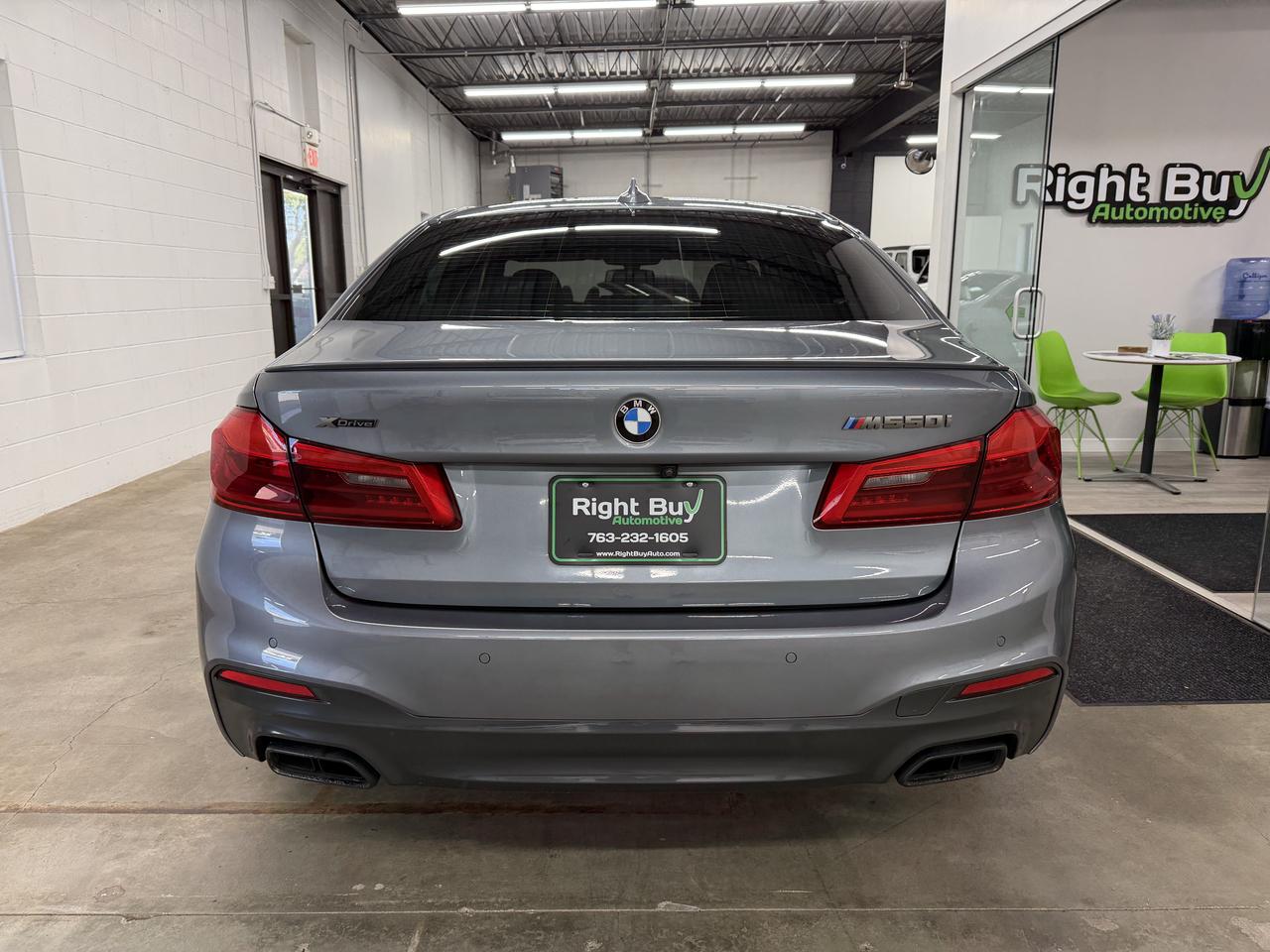 BMW 5-Series M550i xDrive 2019