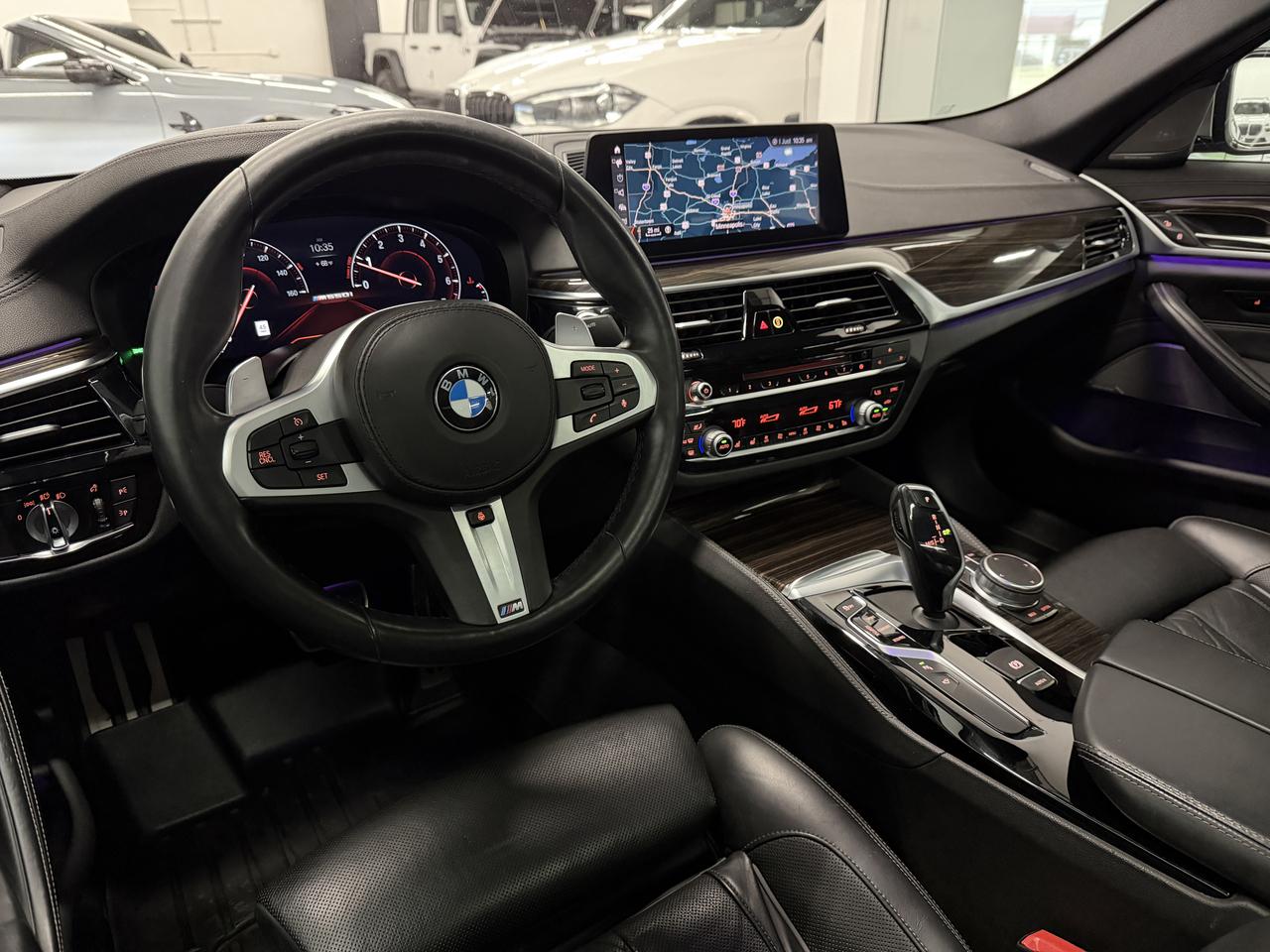 BMW 5-Series M550i xDrive 2019