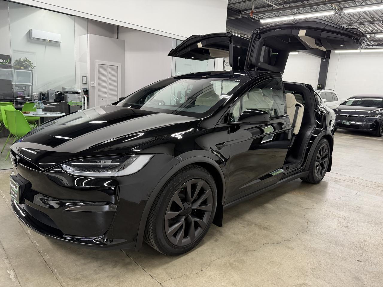 Tesla Model X  2023