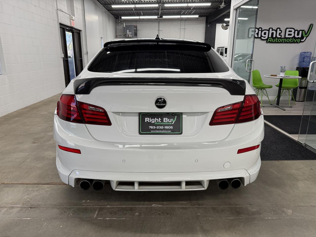 BMW M5 Sedan 2013
