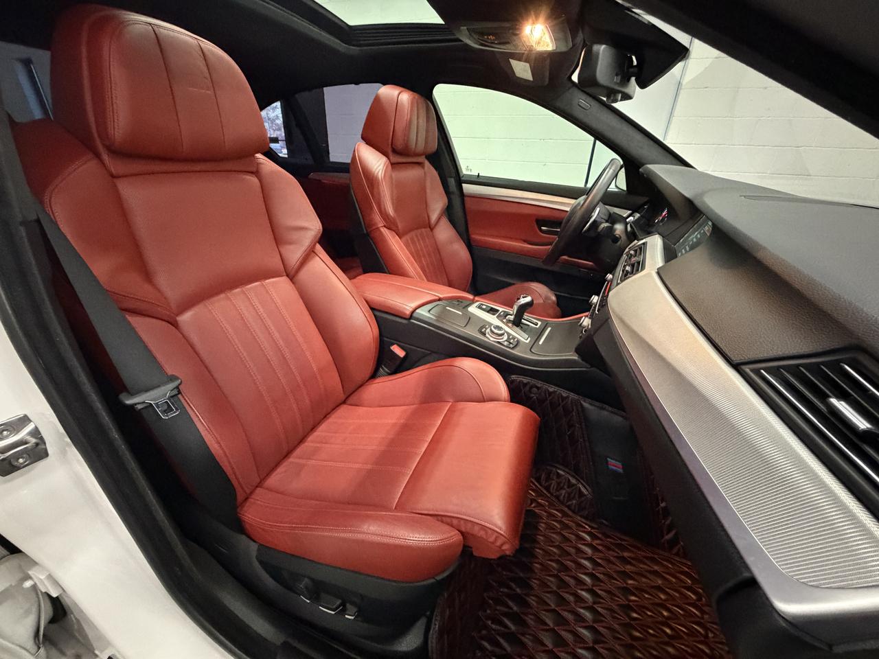 BMW M5 Sedan 2013