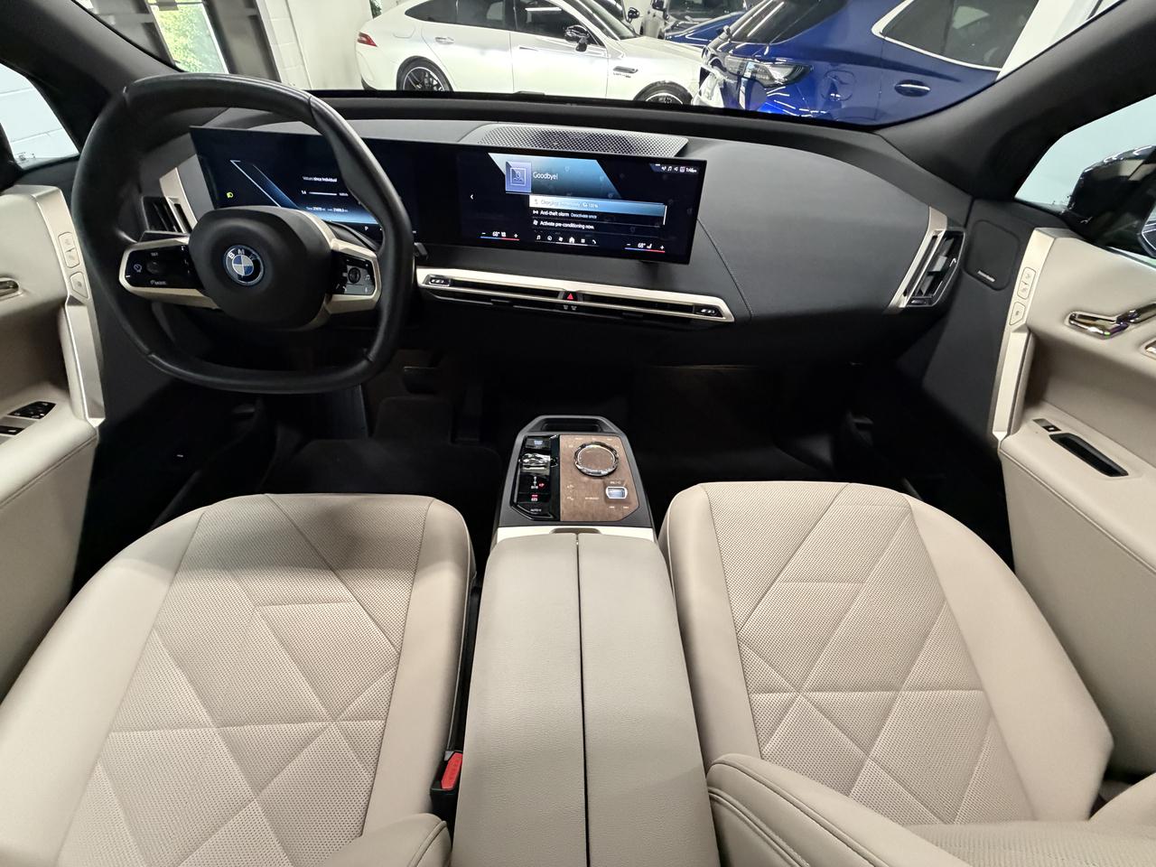 BMW iX xDrive50 2024