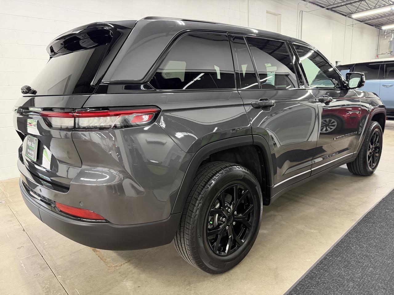 Jeep Grand Cherokee Altitude X 4x4 2024