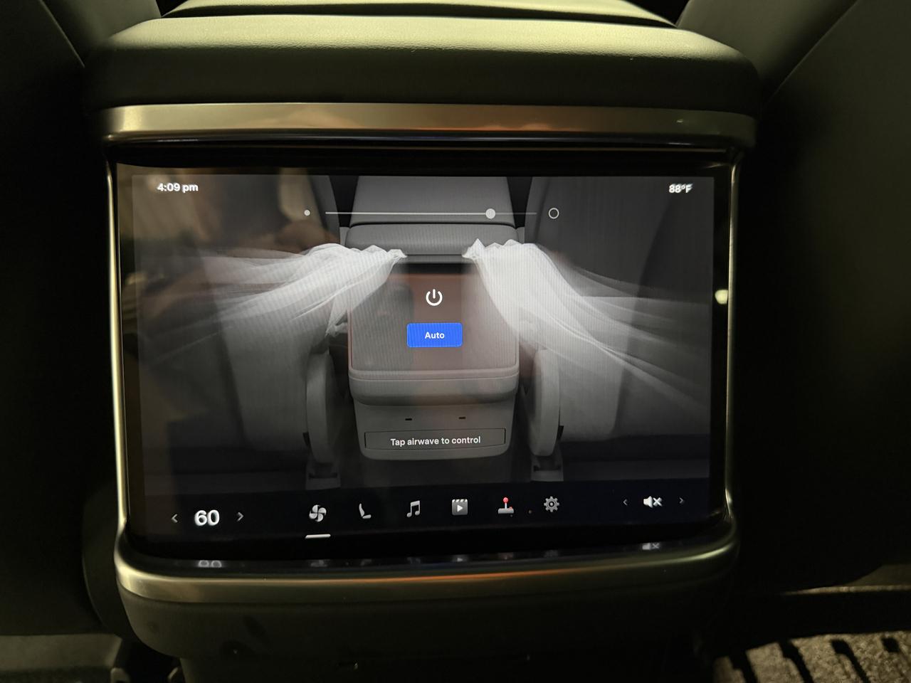 Tesla Model X Long Range 2024