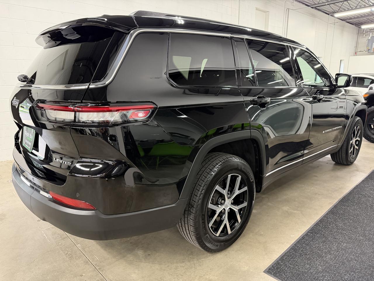 Jeep Grand Cherokee L Limited 4WD 2023