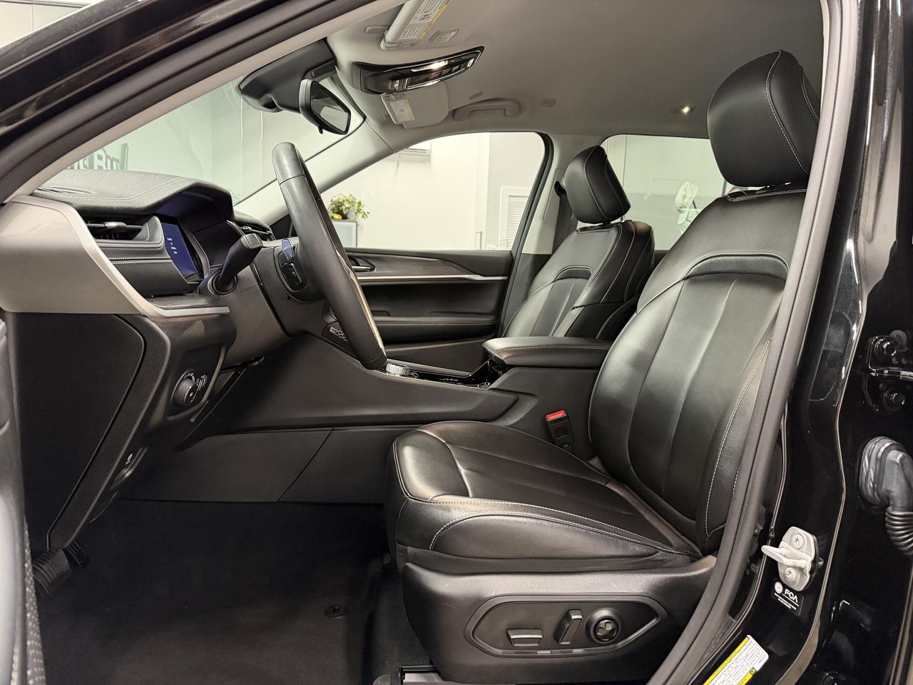 Jeep Grand Cherokee L Limited 4WD 2023