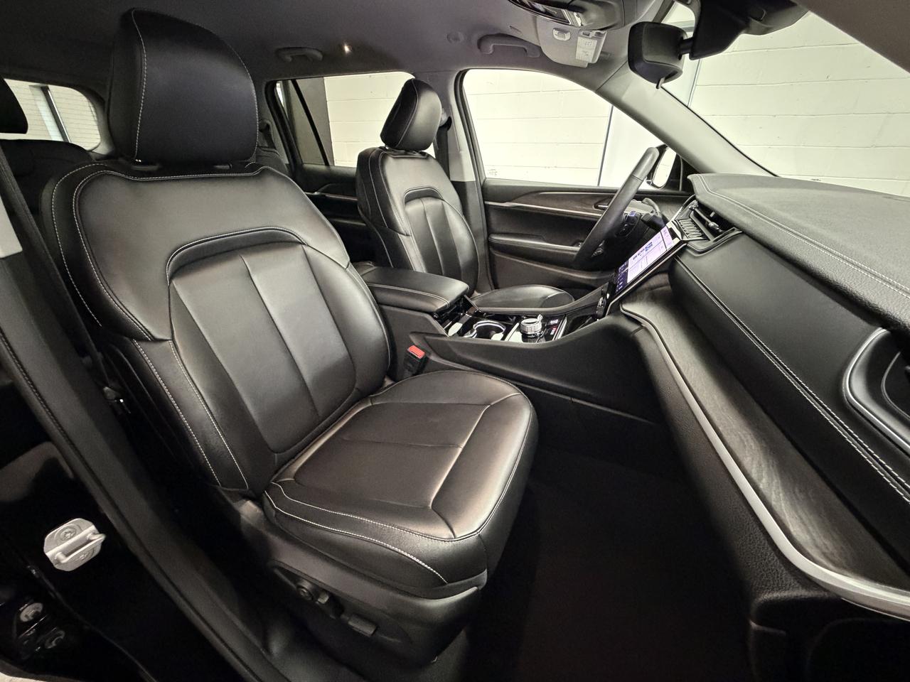 Jeep Grand Cherokee L Limited 4WD 2023