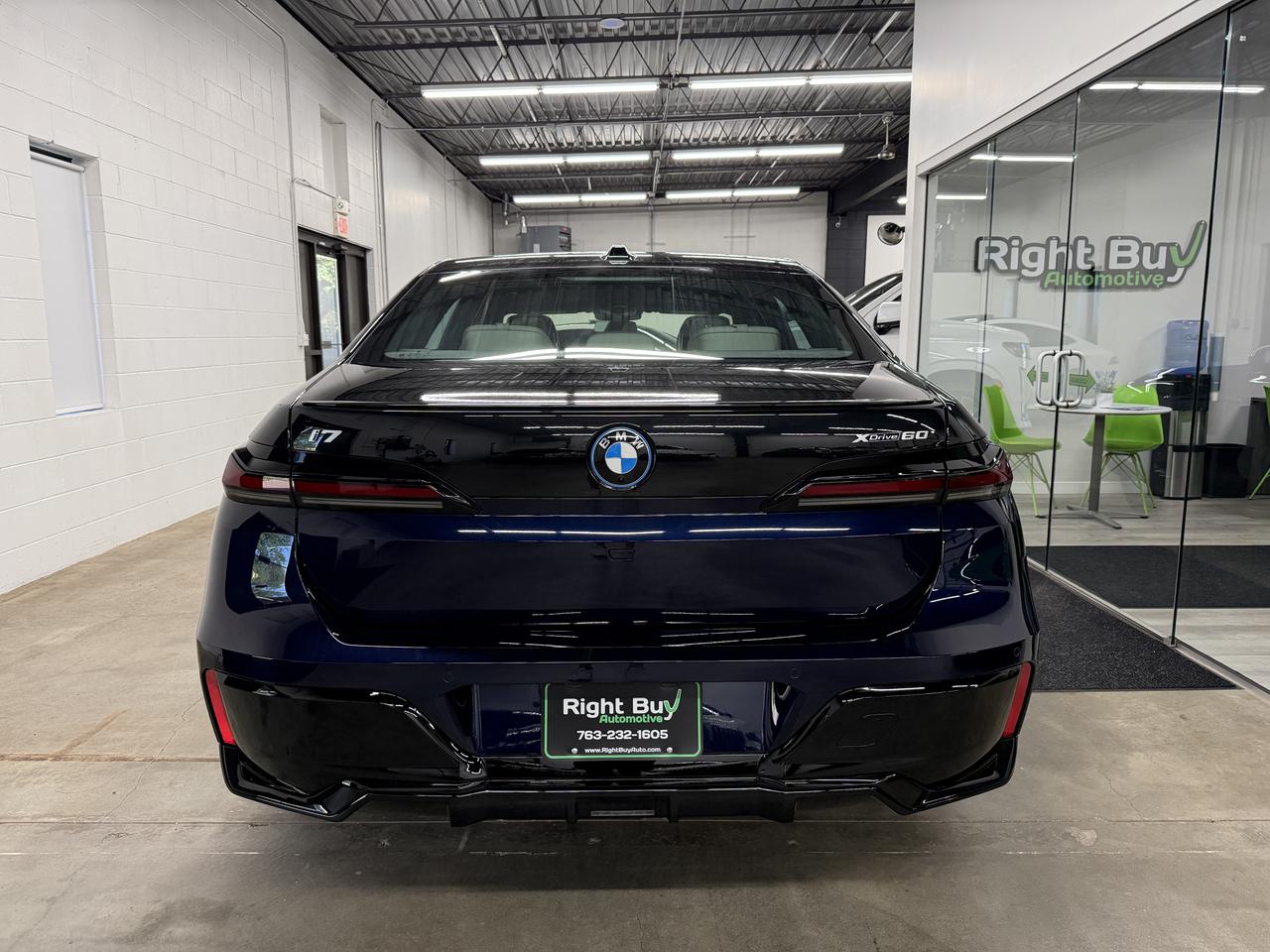 BMW i7 xDrive60 2023