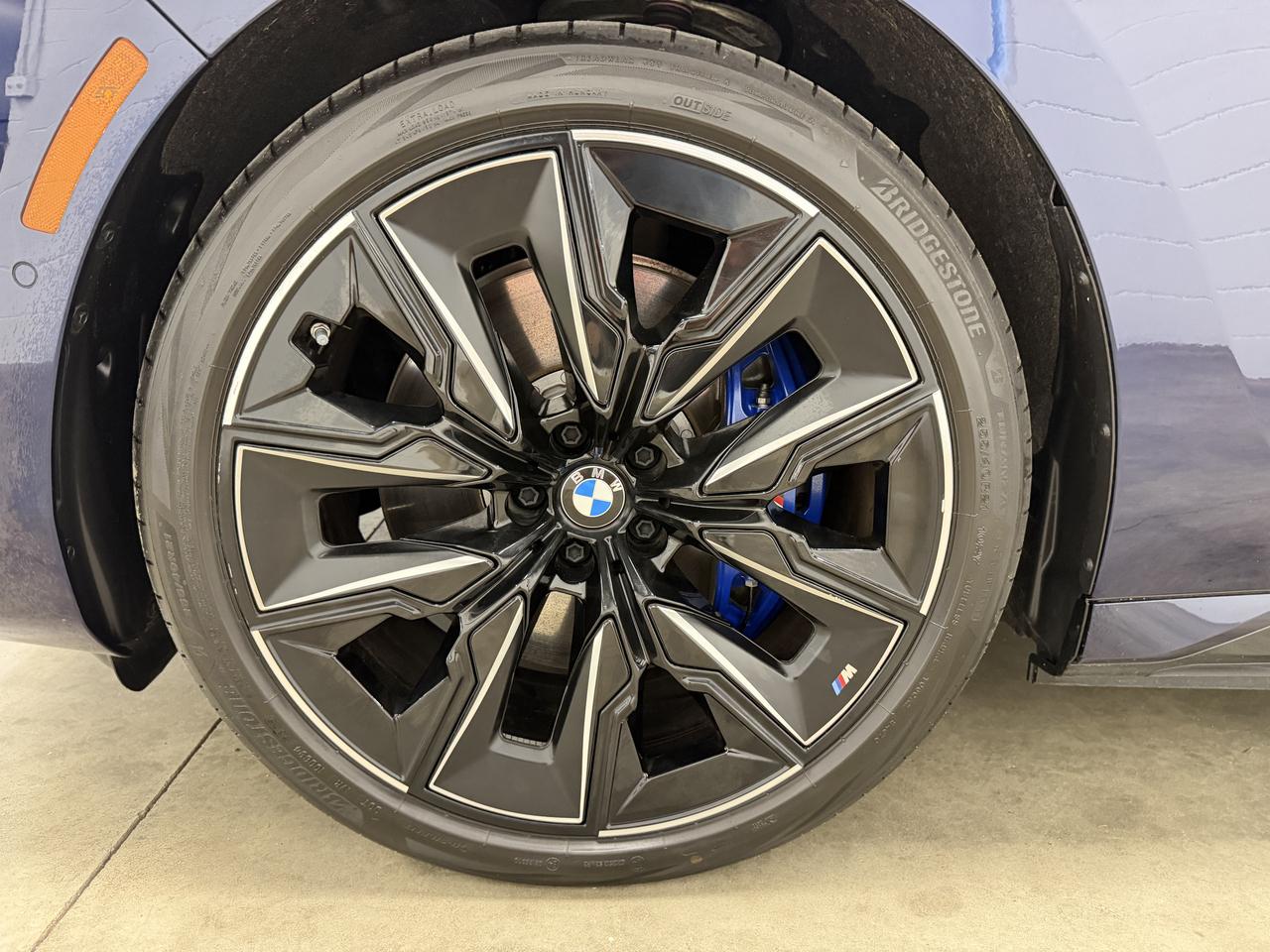 BMW i7 xDrive60 2023