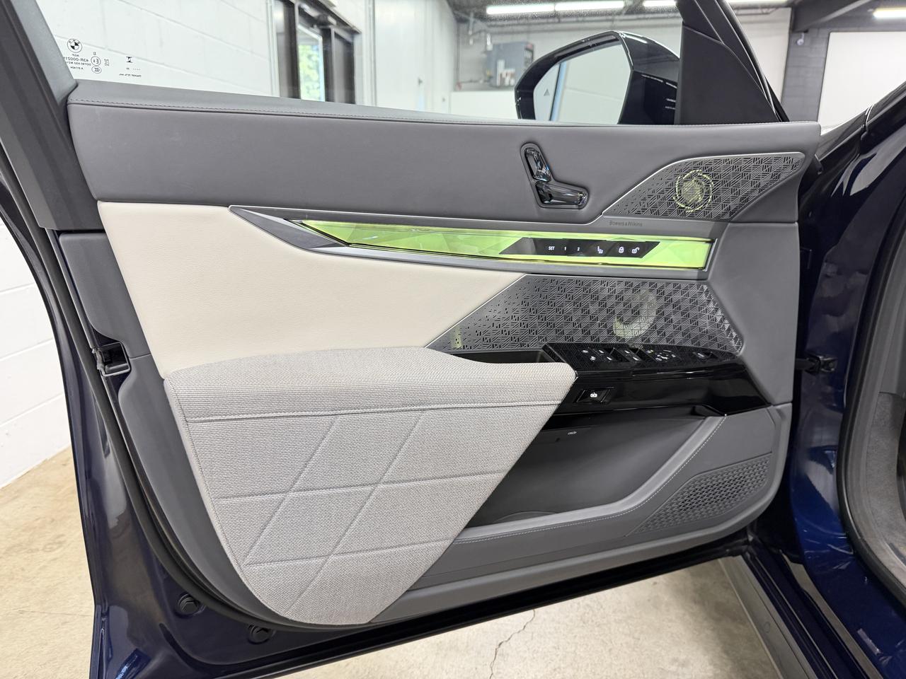 BMW i7 xDrive60 2023