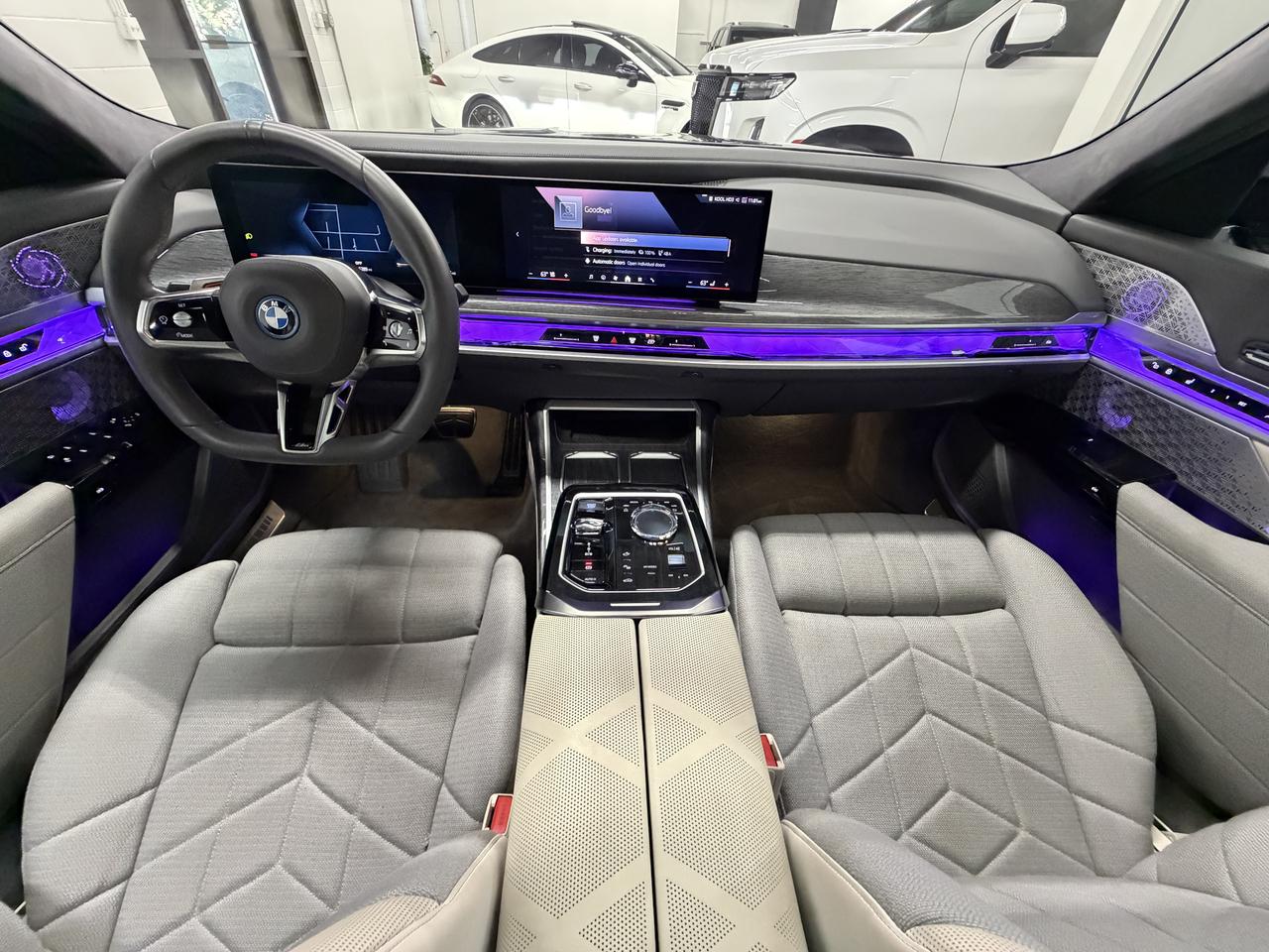BMW i7 xDrive60 2023