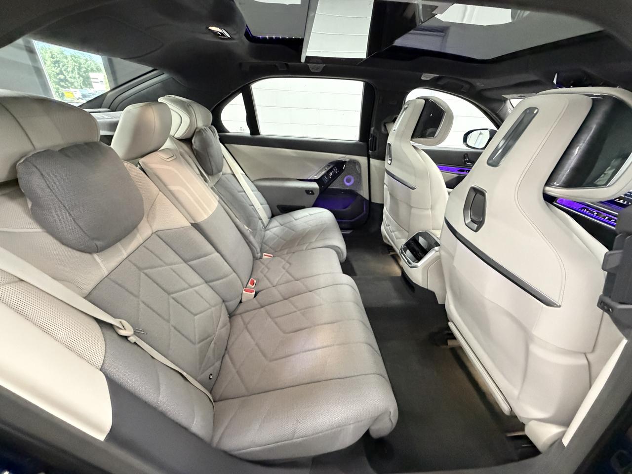 BMW i7 xDrive60 2023