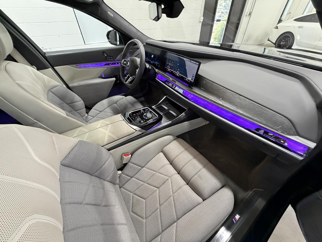 BMW i7 xDrive60 2023