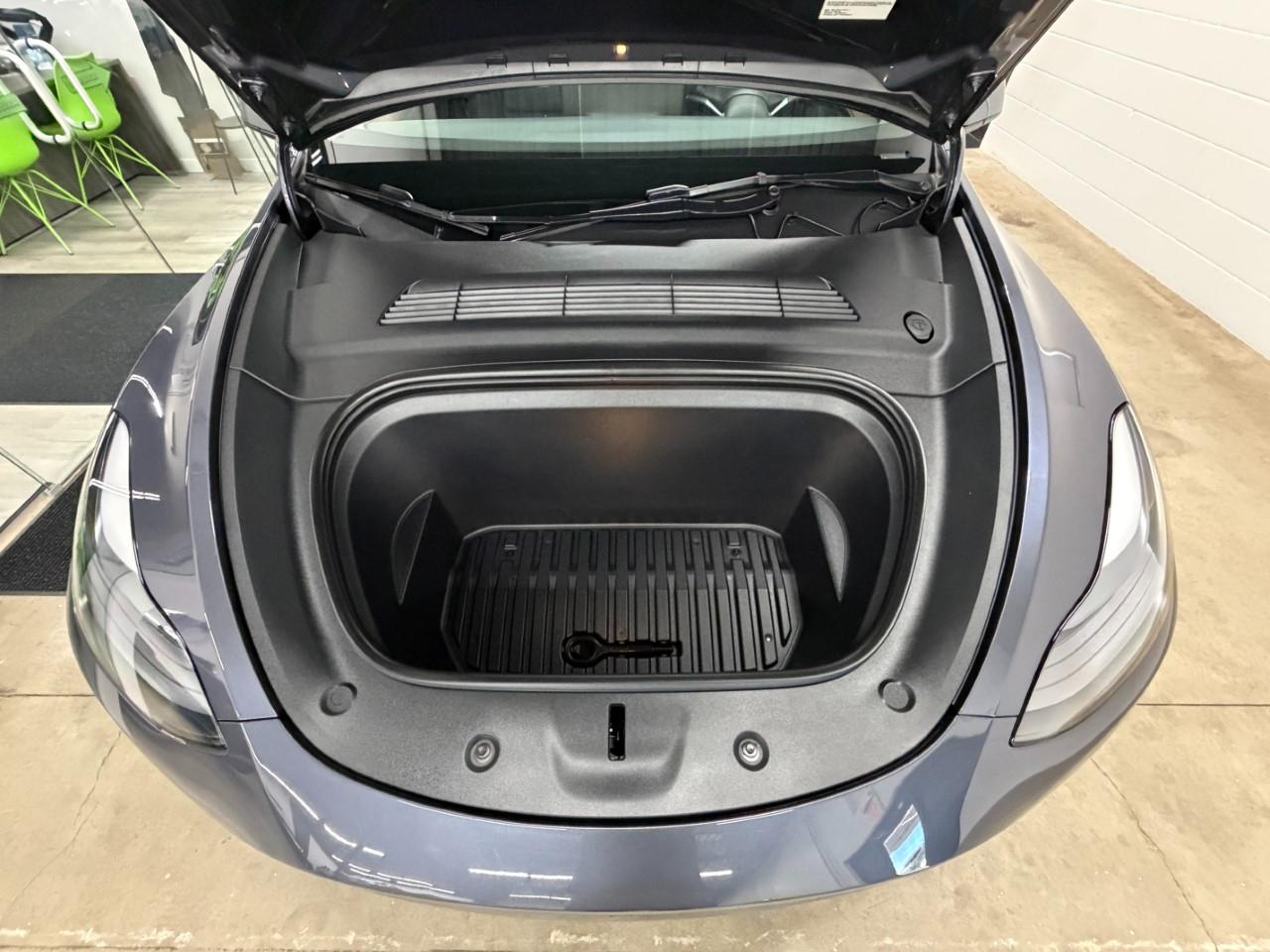 Tesla Model Y Long Range 2023