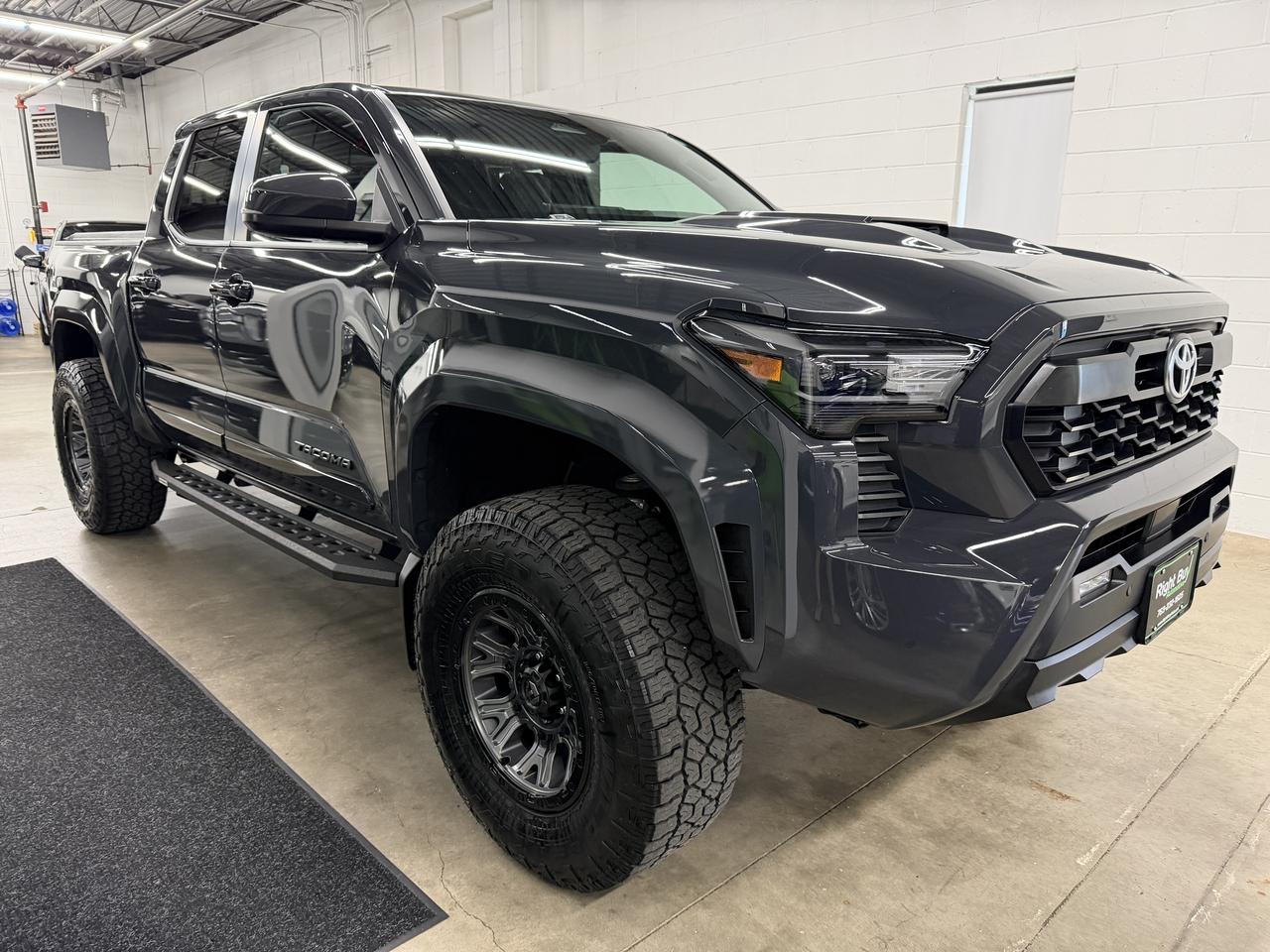 Toyota Tacoma TRD Sport Double Cab 4WD 2024
