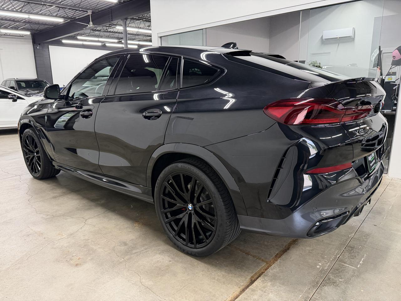 BMW X6  2022