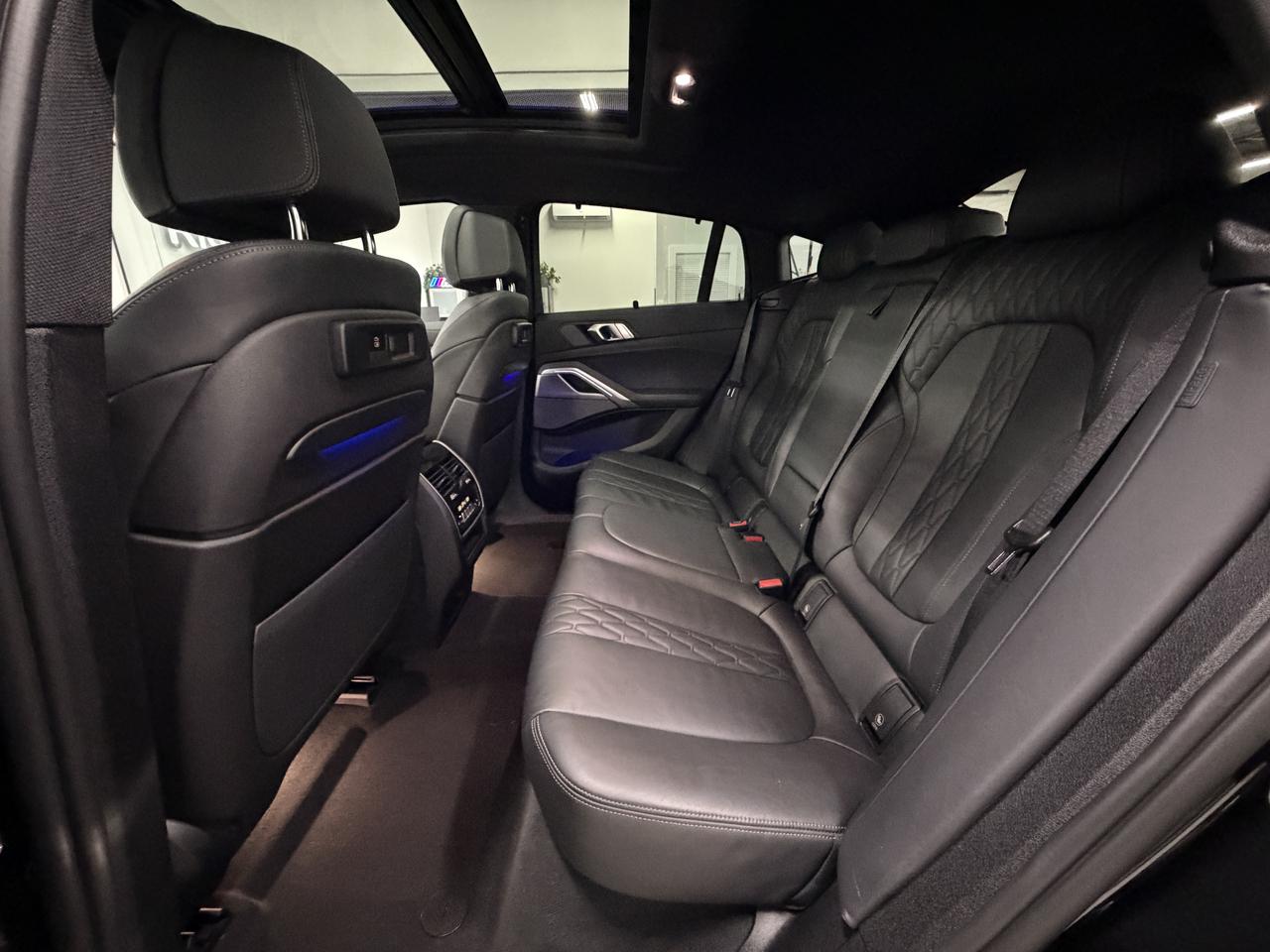 BMW X6  2022