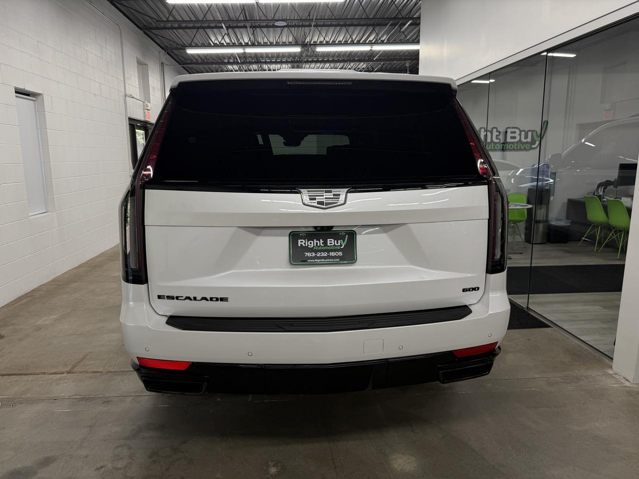 Cadillac Escalade ESV Sport AWD 2021