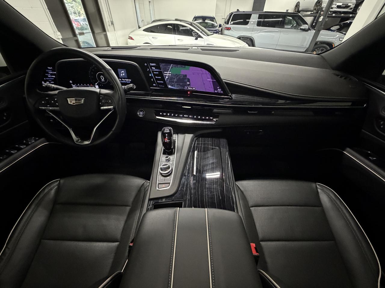 Cadillac Escalade ESV Sport AWD 2021