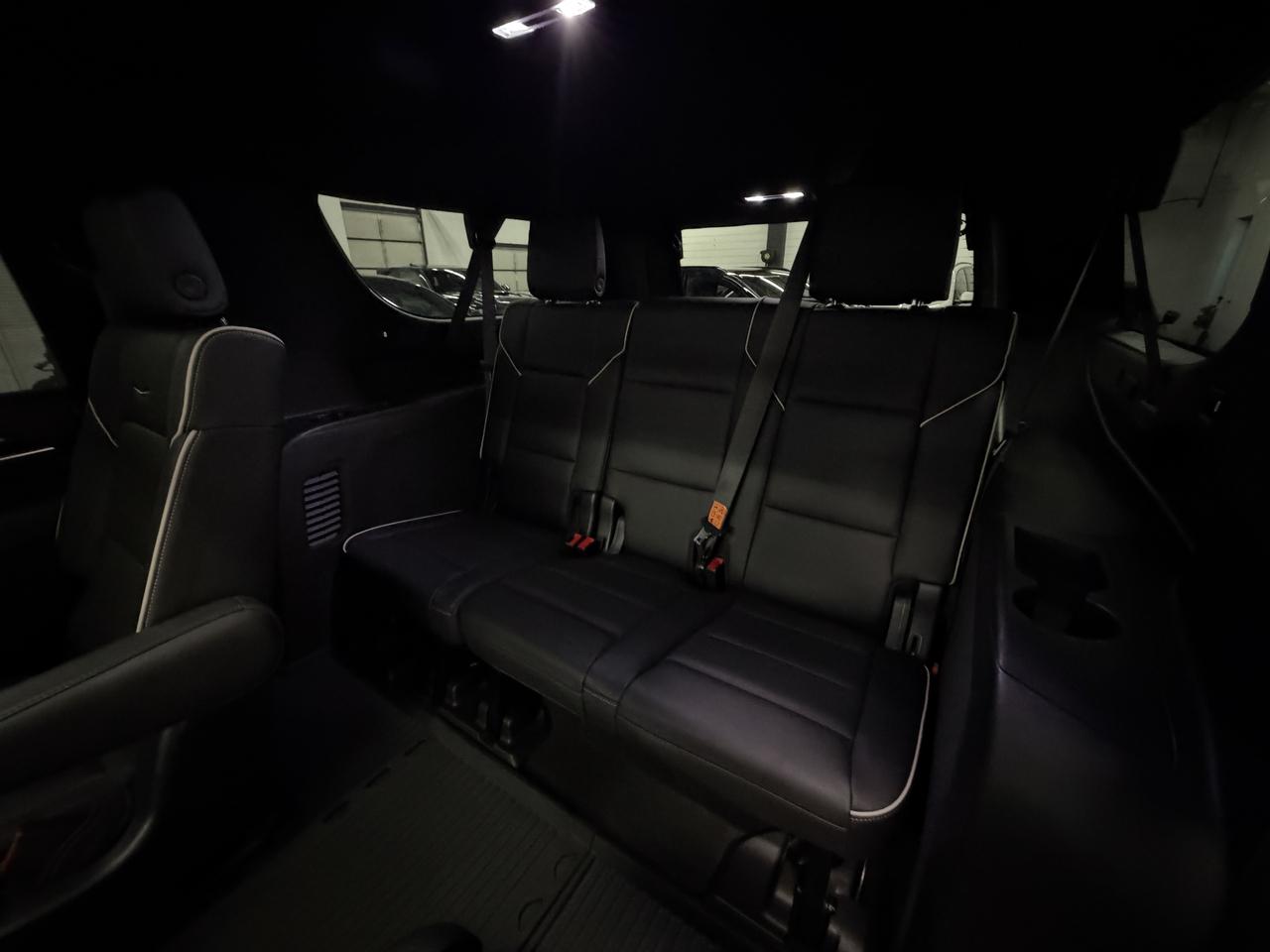 Cadillac Escalade ESV Sport AWD 2021