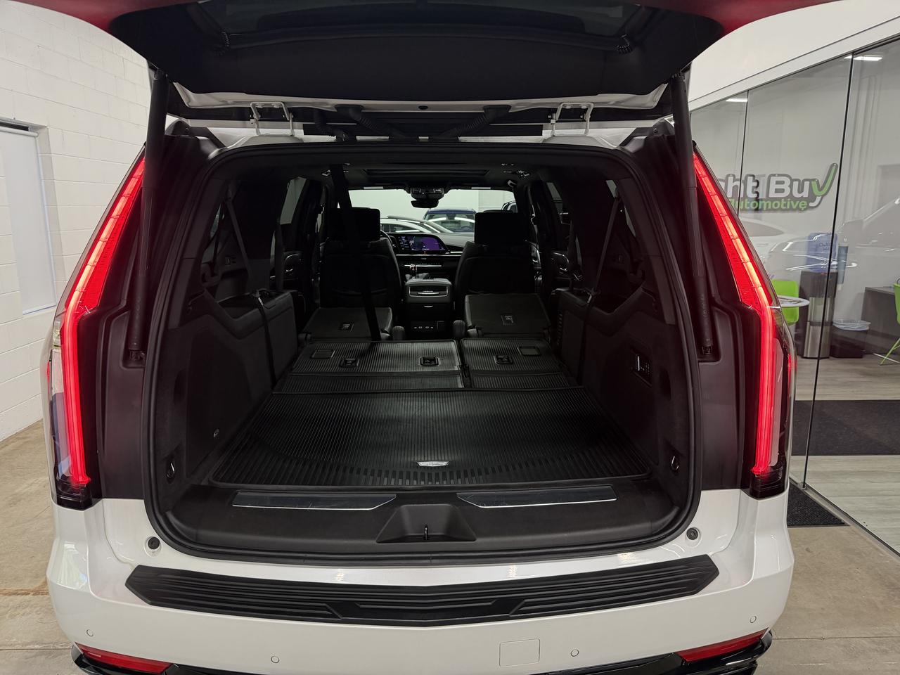 Cadillac Escalade ESV Sport AWD 2021