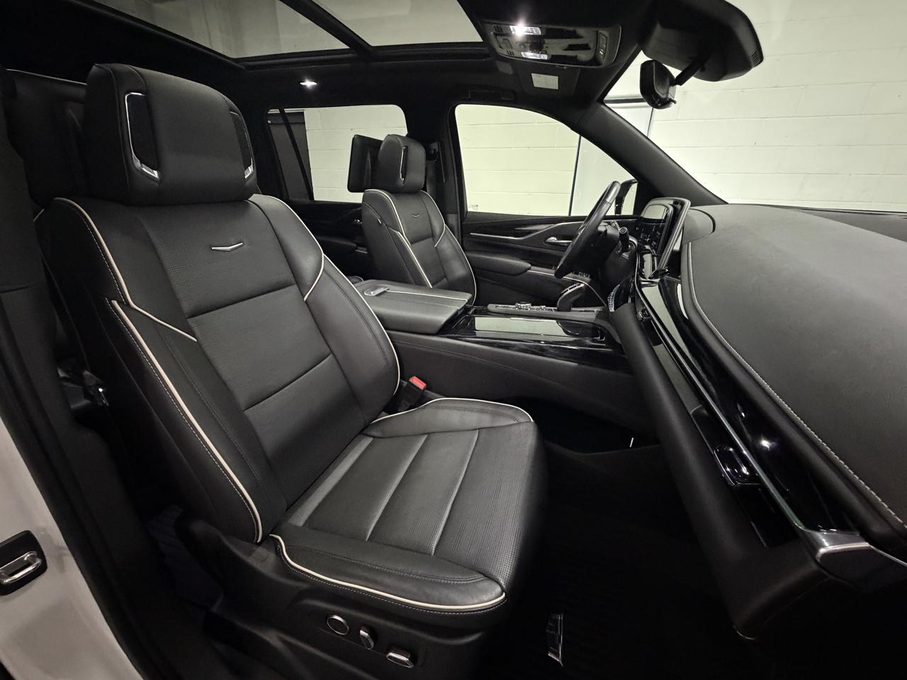 Cadillac Escalade ESV Sport AWD 2021