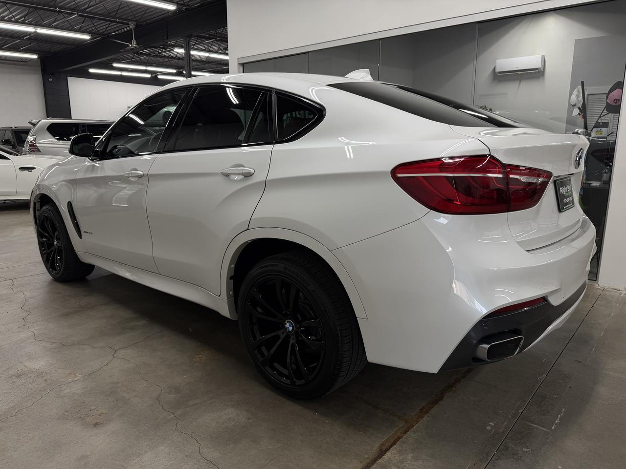 BMW X6  2019