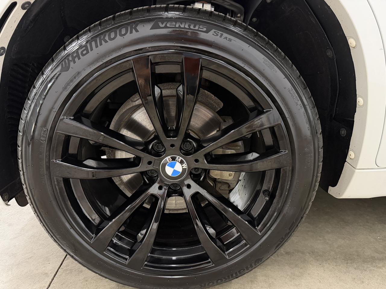 BMW X6  2019