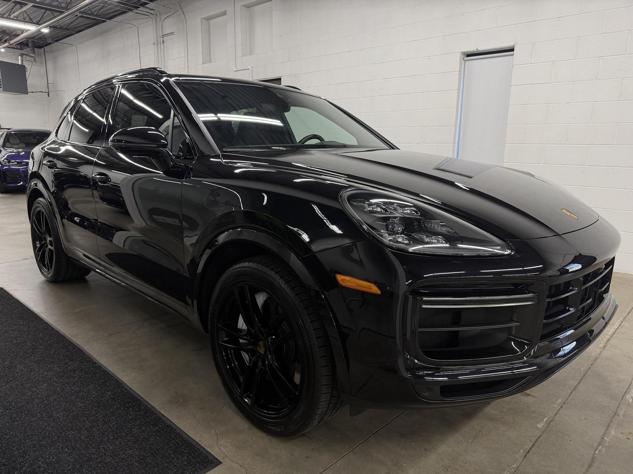 Porsche Cayenne Turbo 2021