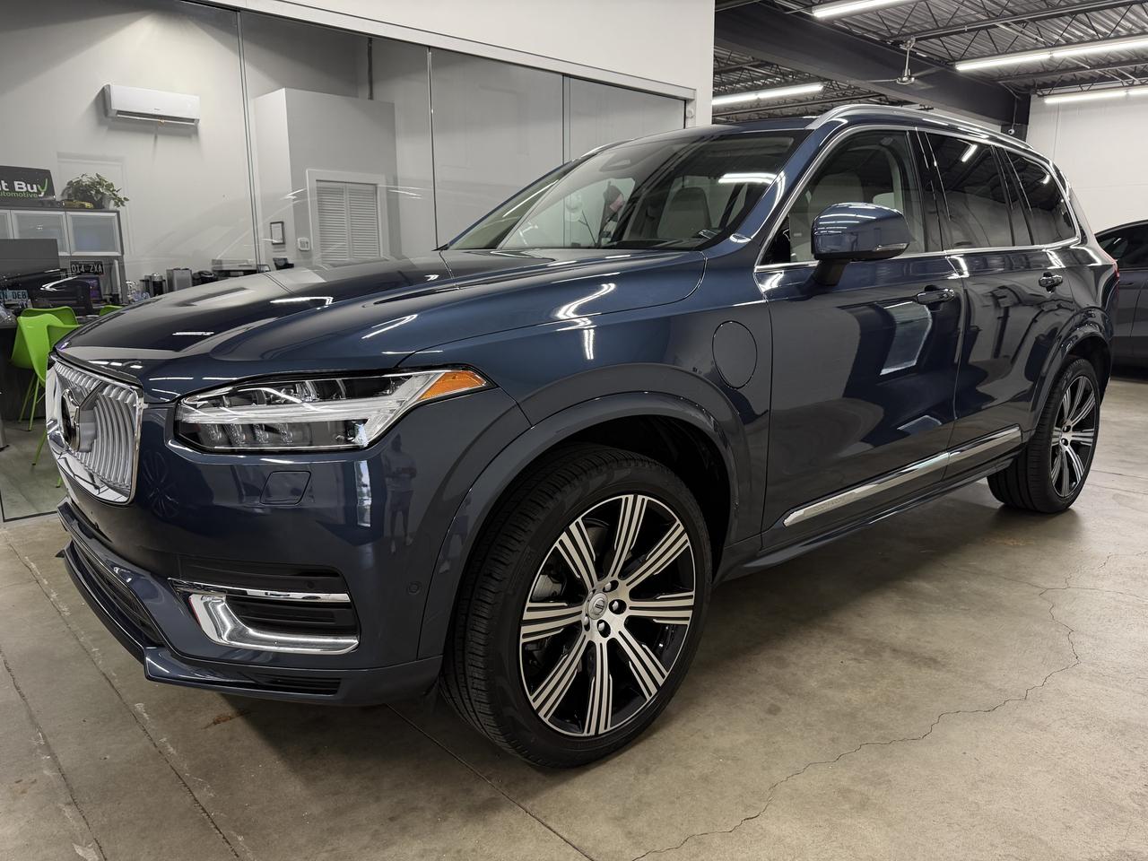 2023 Volvo XC90 Recharge T8 Ultimate Bright w/6 Passenger Seating